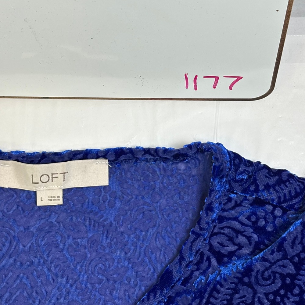 LOFT Royal Blue Velvet Burnout Damask Balloon Sleeve Blouse Top Large - Picture 8 of 11